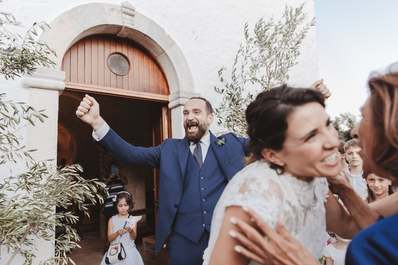 Matrimonio di Marco & Antonella, il lancio del riso