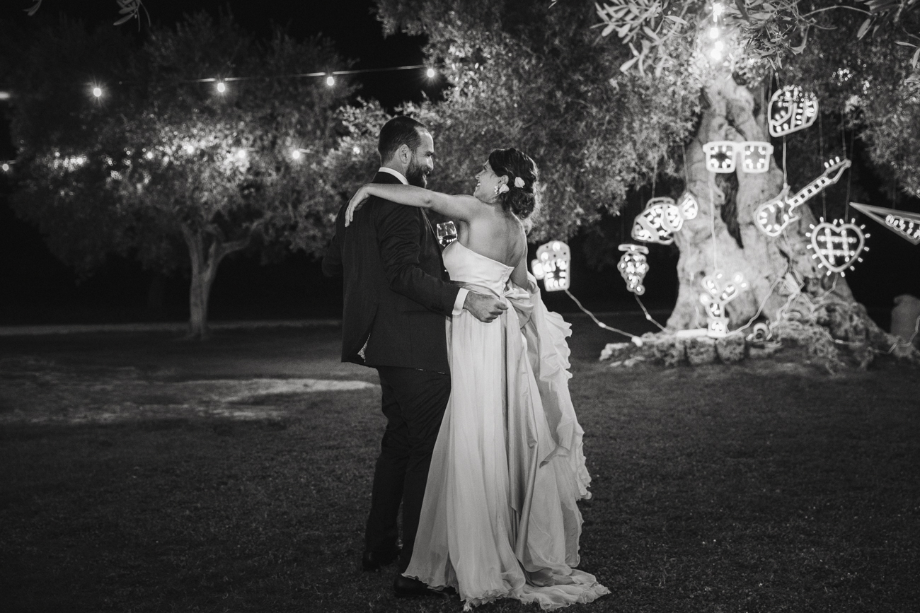 Matrimonio di Marco & Antonella, gli sposi ballano