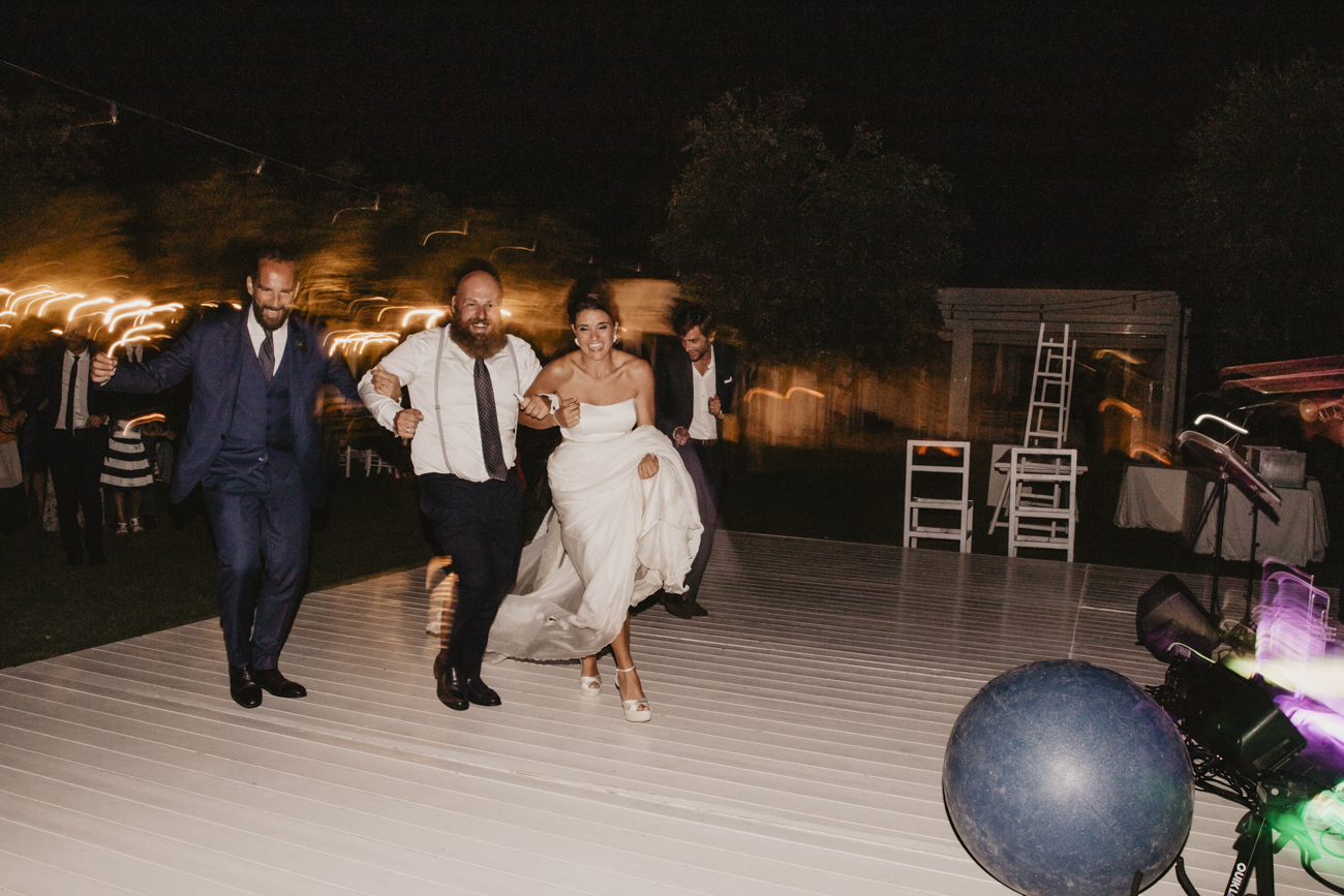 Matrimonio di Marco & Antonella, gli sposi ballano