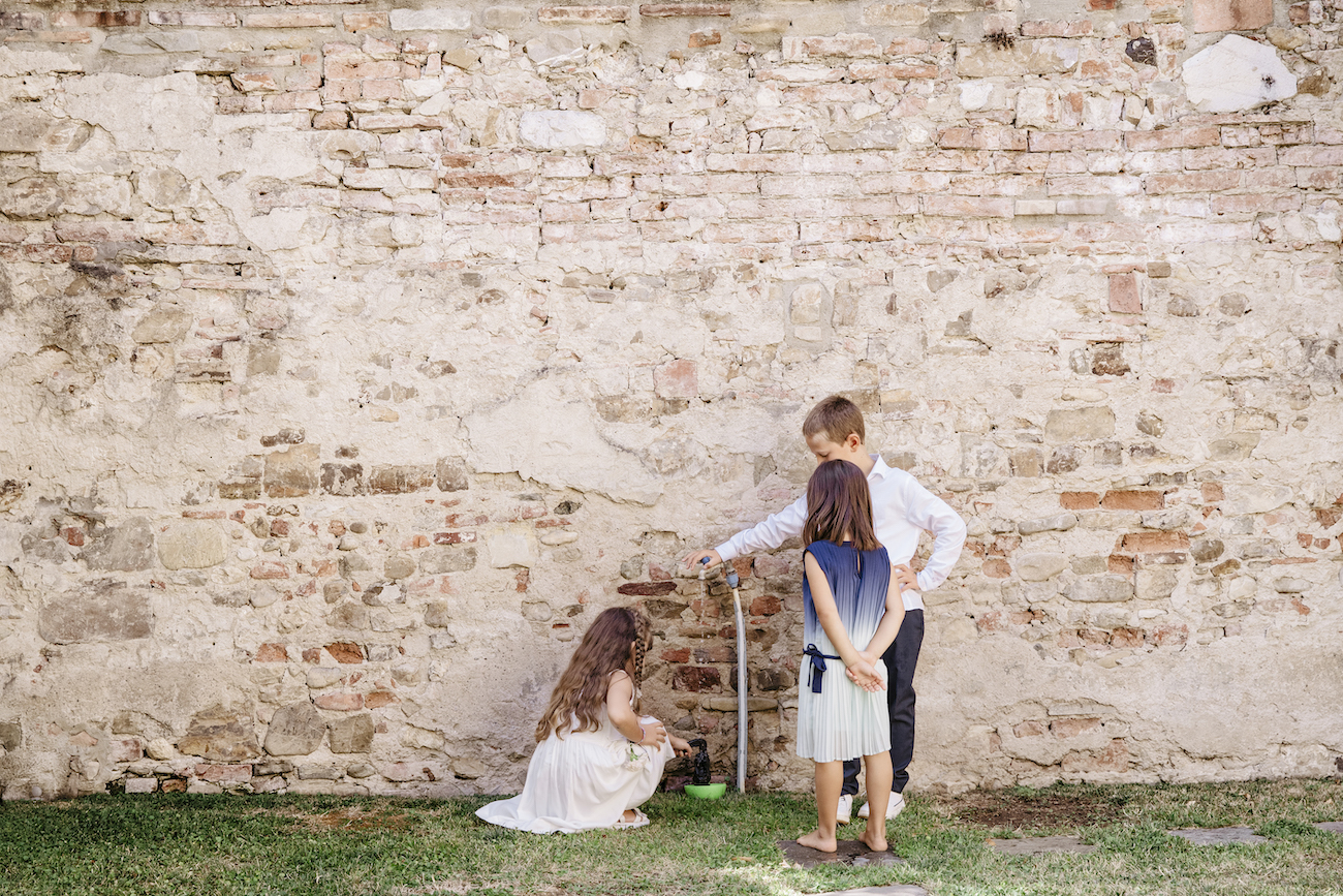bambini che si divertono